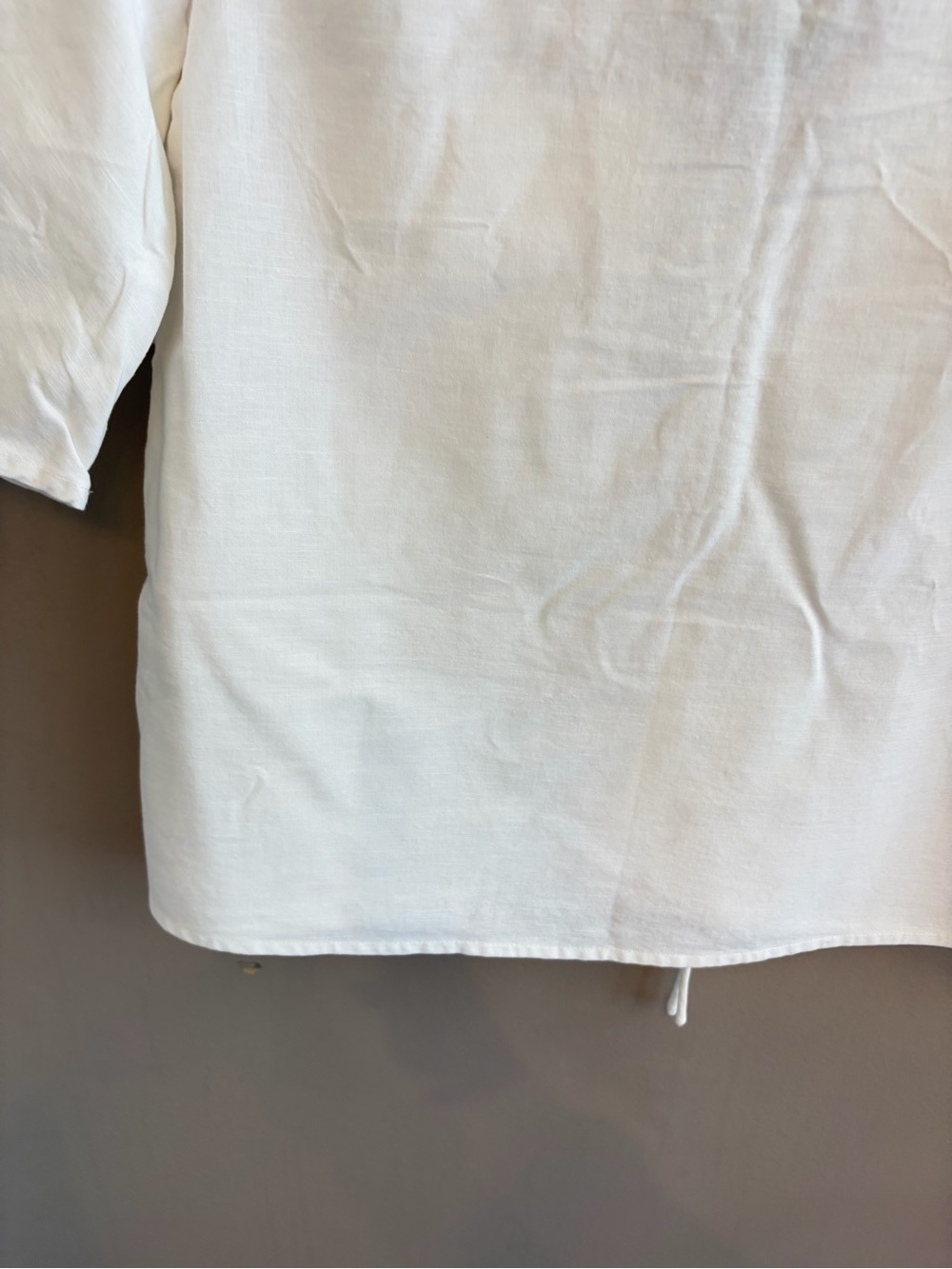 Sabo Skirt White linen blend blouse front tie detail and flap pockets size XS - Picture 12 of 14